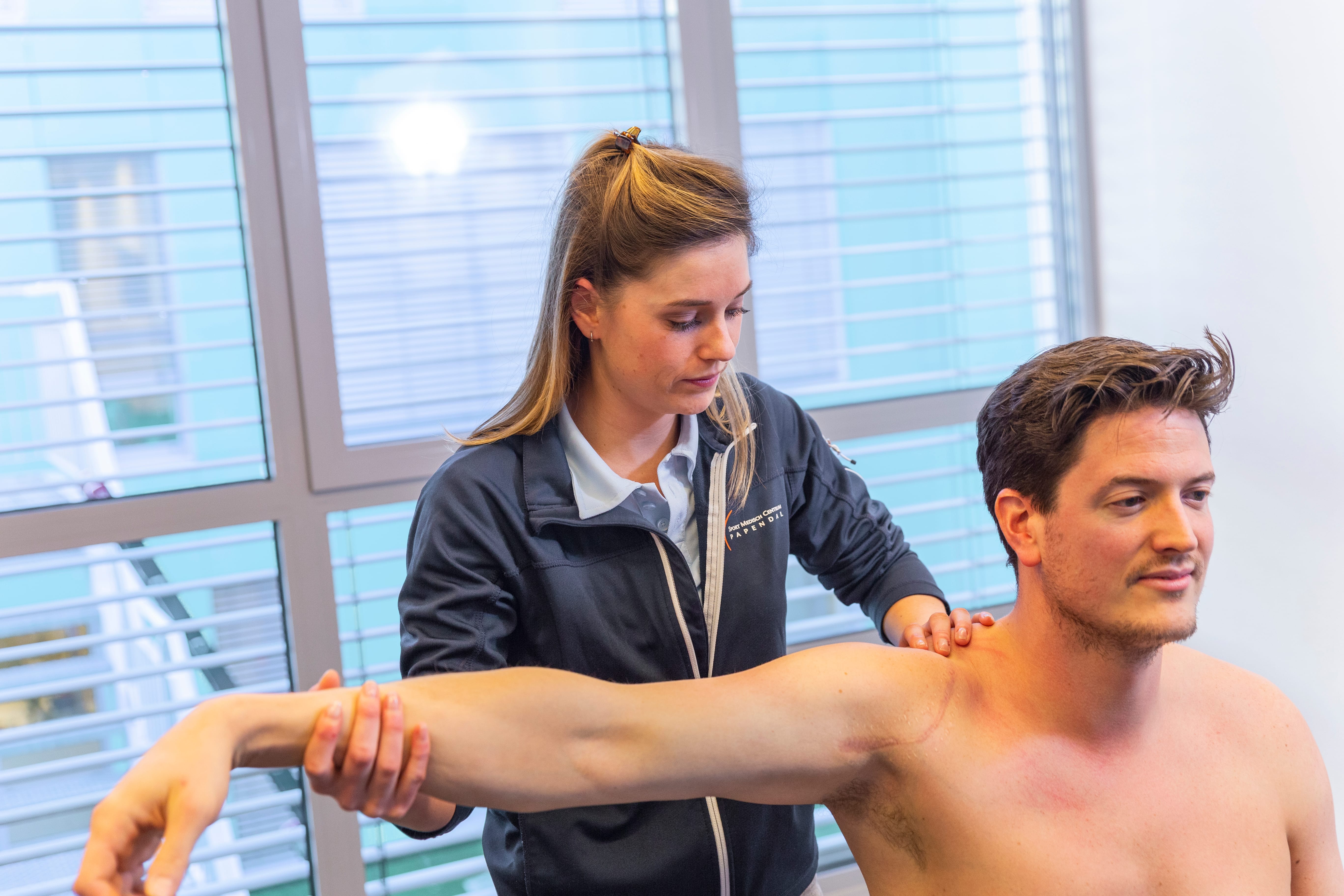 schouder pijn sport medisch centrum papendal fysiotherapie nijmegen