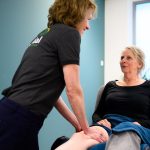 Sportmassage van Vitaliteitscentrum Papendal helpt bij gespannen en pijnlijke spieren.